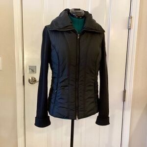 Tommy Hilfiger Women's Medium Black Ribbed Sleeves  Logo Puffer Jacket Coat